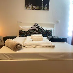  Apartment Studio-apartment