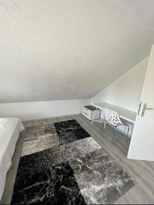 Moderne Gemuetliche 2-Zimmer Wohnung Stuttgart Bad-Cannstatt 0*,  Alemanha