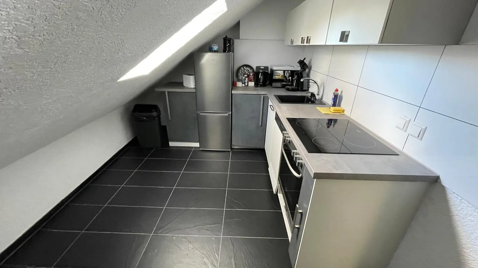 Moderne Gemuetliche 2-Zimmer Wohnung Stuttgart Bad-Cannstatt Apartamento